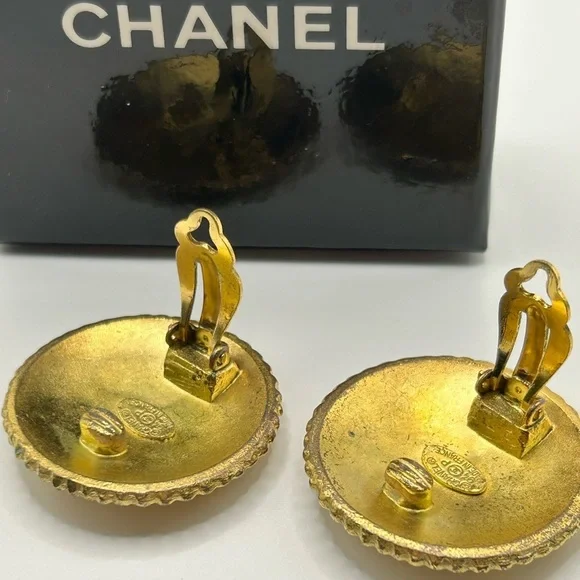 Chanel Gold Button Earrings - Picture 3 of 9